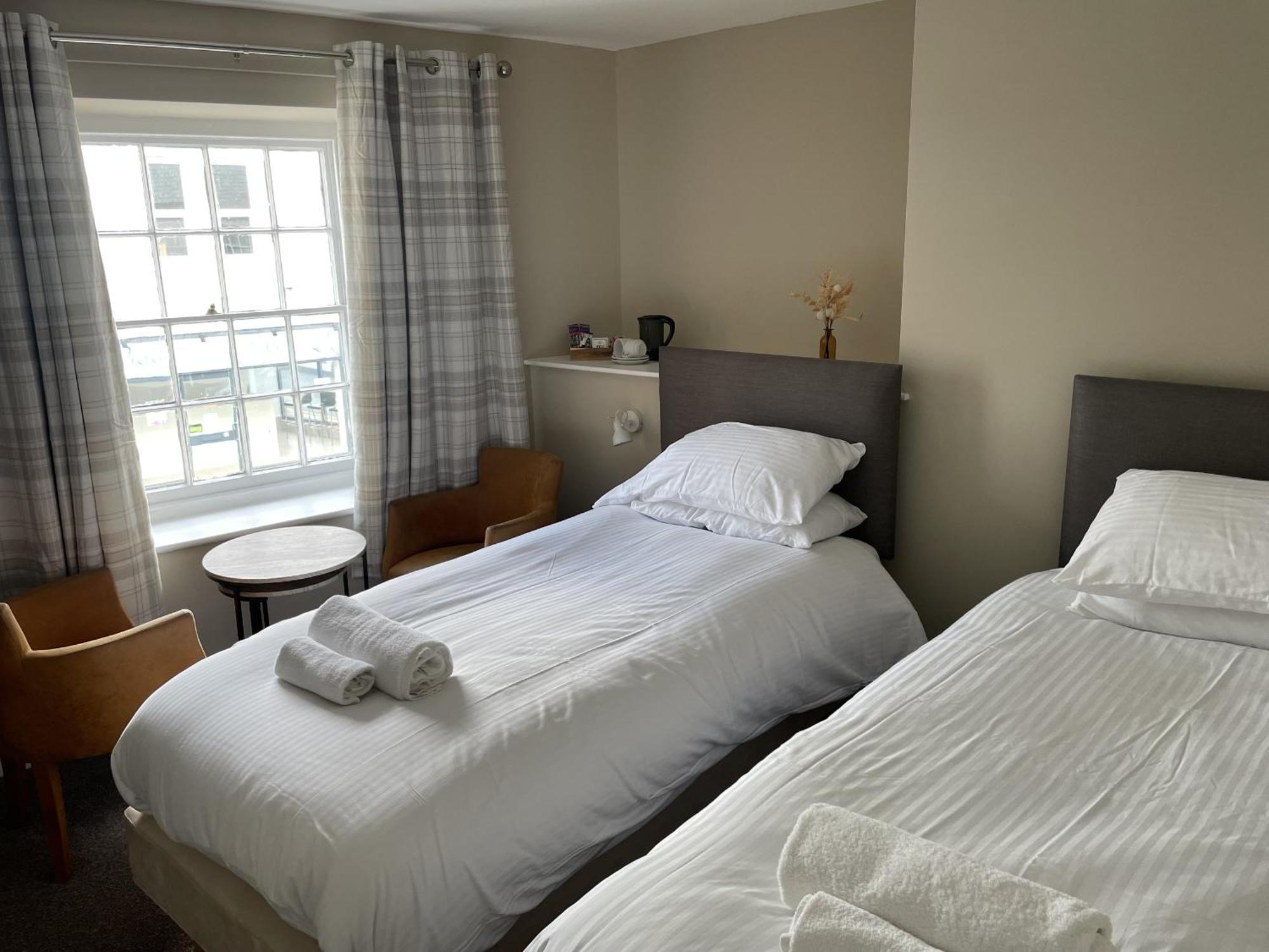 Duke Of Cornwall St Austell Room photo