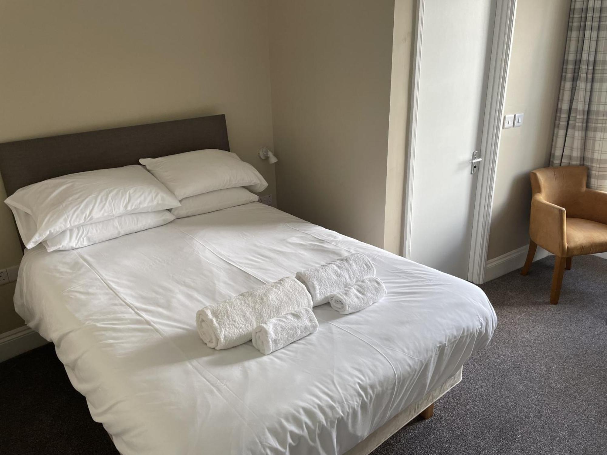 Duke Of Cornwall St Austell Room photo
